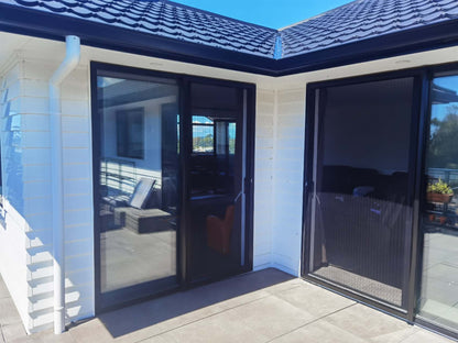 Moore Deckard Japanese Style Central Opening Folding Retractable Screen Doors With Alloy Aluminum Frame And Fiberglass Mesh Screen